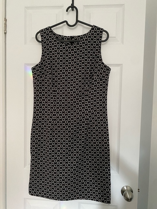 Mario Serrani Dresses & Skirts - Mario Serrani Black and White Sleeveless Patterned Midi Dress